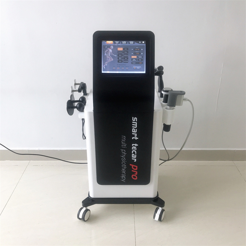 O equipamento da diatermia da micro-ondas para o músculo do corpo máquina da terapia de /Tecar relaxa/alívio das dores